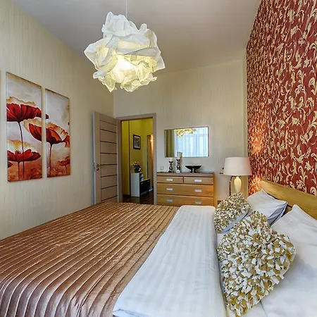 Apartment Arenda 2 *